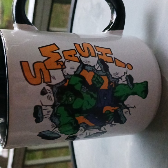 Retro Hulk Smash! Two-Tone Coffee Mug - Picture 2 of 2